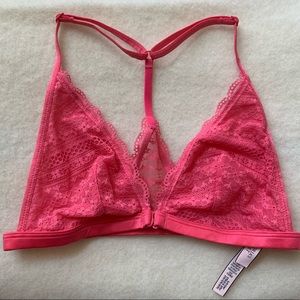 NWOT. Victoria’s Secret bralette. Size Small. Pink.